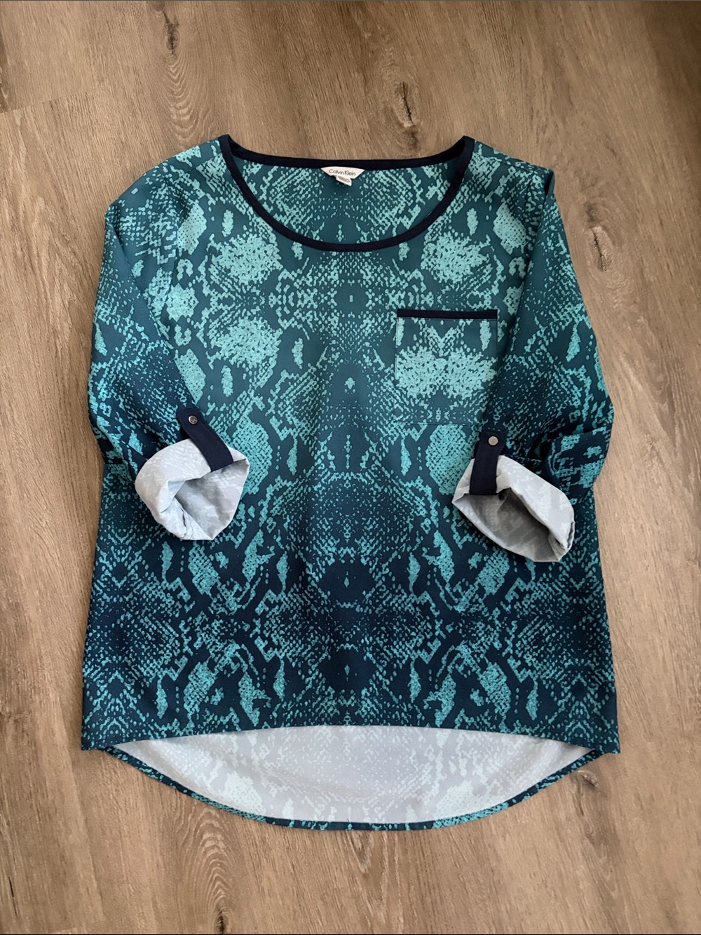 Calvin Klein Teal and Navy Snake-Print Roll-Sleeve Blouse